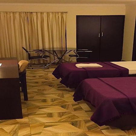 Aditya Palace Hotel Rajahmundry Ngoại thất bức ảnh